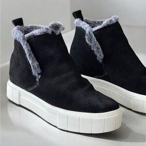 Dolce Vita Booties Black Suede Leather Fur Lined High Top Sneakers Sz 10